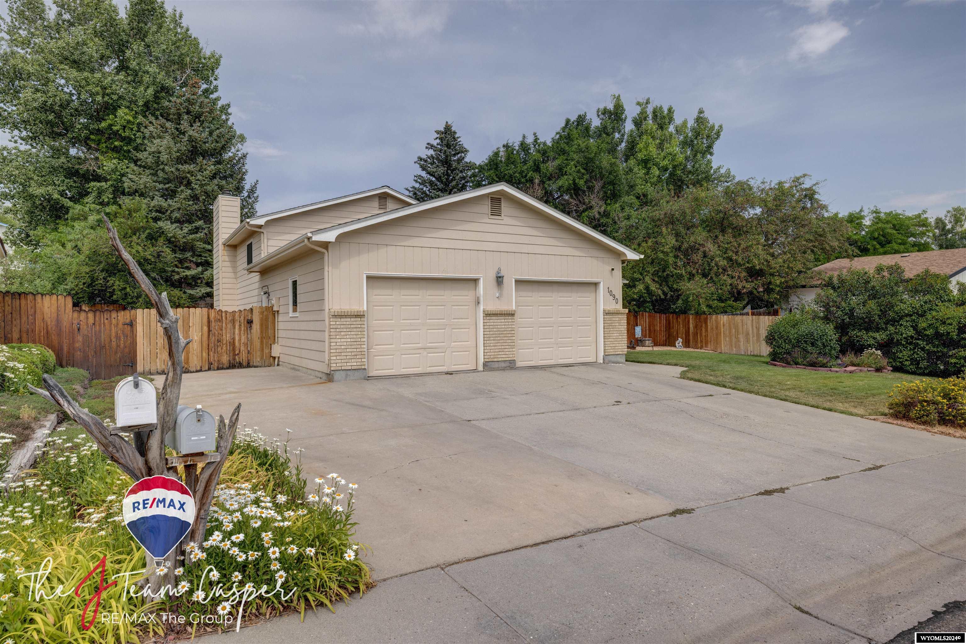 Donegal St, Casper, WY 82609