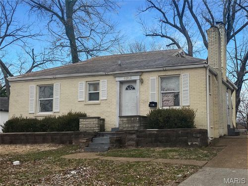 6214 Tyndall Dr, Berkeley, MO, 63134-1834 | Card Image