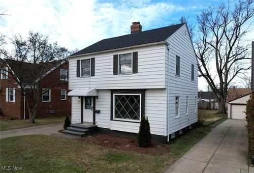 12013 Oak Park Blvd, Garfield Heights, OH, 44125-3703 | Card Image