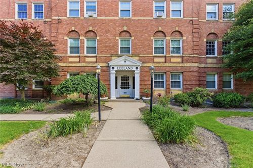 507-15820 Van Aken Blvd, Shaker Heights, OH, 44120-5373 | Card Image