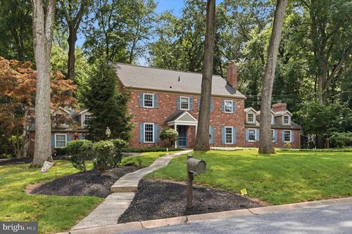13 Stonehenge Ln, MALVERN, PA, 19355-2837 | Card Image