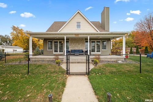 300 2nd Ave, Hampton, IL, 61256-9645 | Card Image