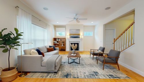 16 Dunbar Dr, Essex Junction, VT, 05452-4436 | Card Image