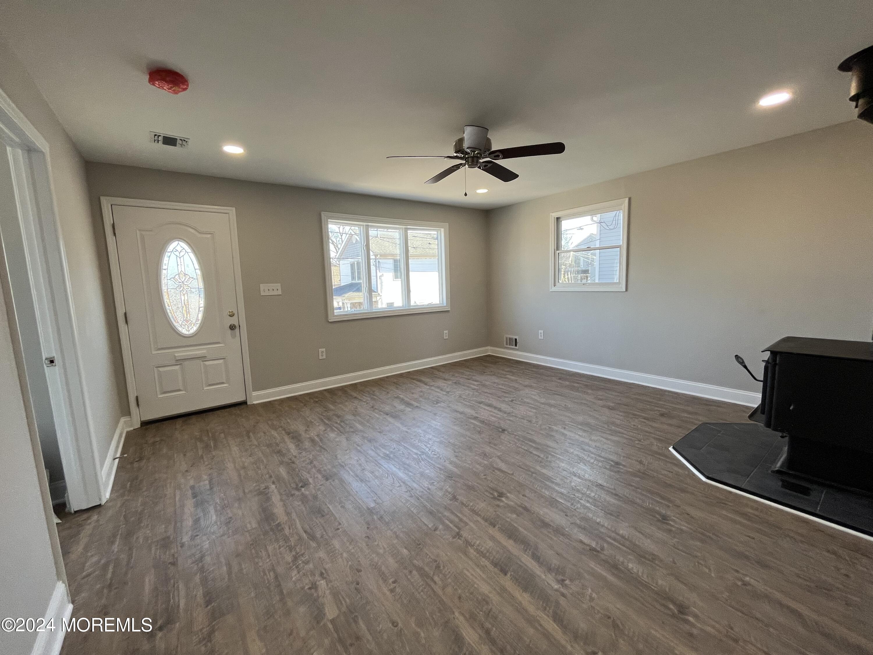 Residential Lease in Port Monmouth 2