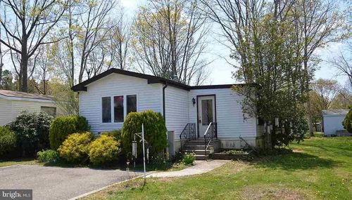 305 Jetty Dr, Egg Harbor Township, NJ, 08234-9669 | Card Image