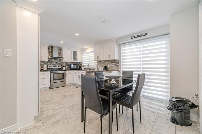 512 Pinetree Cres, House other with 3 bedrooms, 3 bathrooms and 4 parking in Cambridge ON | Image 22