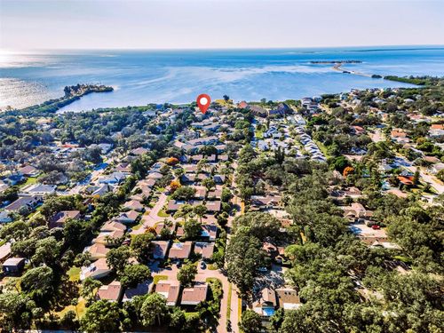 143-631 Windrush Bay Dr, TARPON SPRINGS, FL, 34689-1208 | Card Image