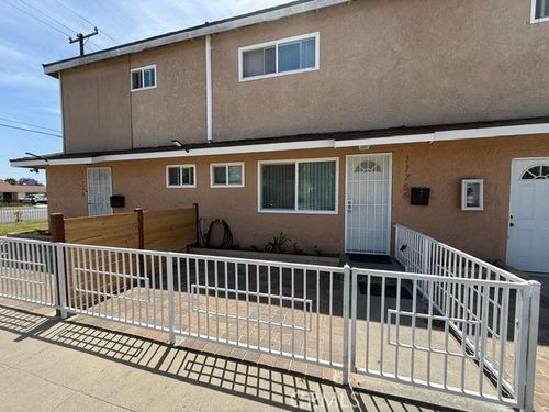 11754 Walcroft St, Lakewood, CA, 90715 | Card Image