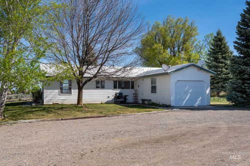 218 E 10 N, Shoshone, ID, 83352 | Card Image