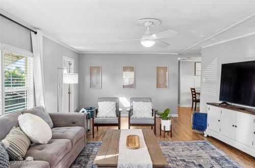 407 Cape Florida Way, NAPLES, FL, 34104-4108 | Card Image