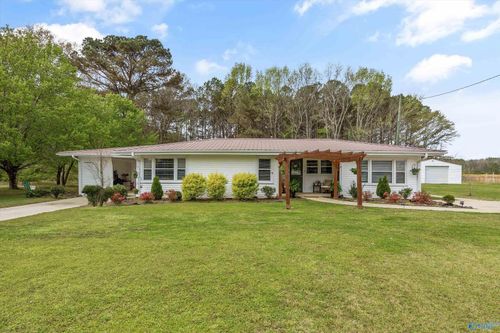 196 Curt Rd, New Hope, AL, 35760-9510 | Card Image