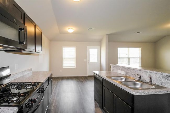 5304 Mac Rd, House other with 4 bedrooms, 2 bathrooms and null parking in Tuttle OK | Image 4