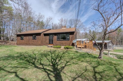 2 Mccrillis Road, Nottingham, NH, 03290 | Card Image