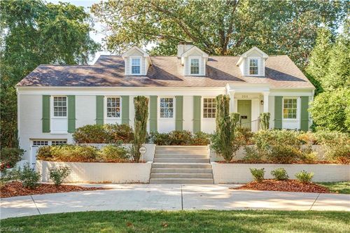 203 Elmwood Dr, Greensboro, NC, 27408-5829 | Card Image