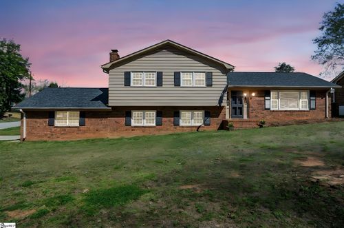 717 Richbourg Rd, Greenville, SC, 29615-1967 | Card Image