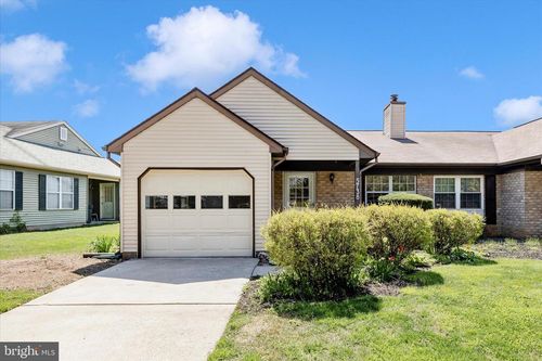 5738 Box Elder Ct, FREDERICK, MD, 21703-7139 | Card Image