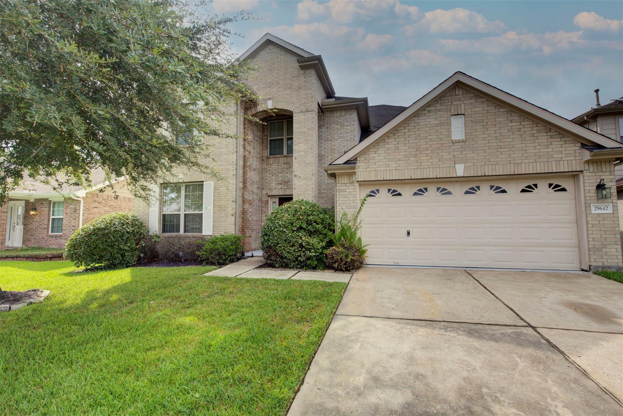 Residential Lease in Spring 3