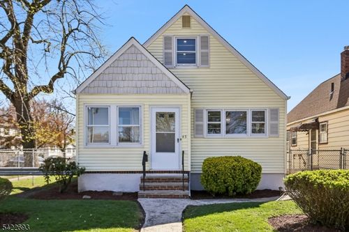 43 Rhode Island Ave, East Orange, NJ, 07018-2715 | Card Image