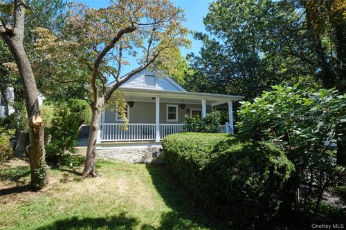 41 Whitewood Ave, New Rochelle, NY, 10805-1209 | Card Image