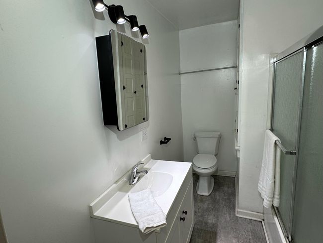 1014 Superior St, House other with 2 bedrooms, 1 bathrooms and null parking in Benton Harbor MI | Image 16
