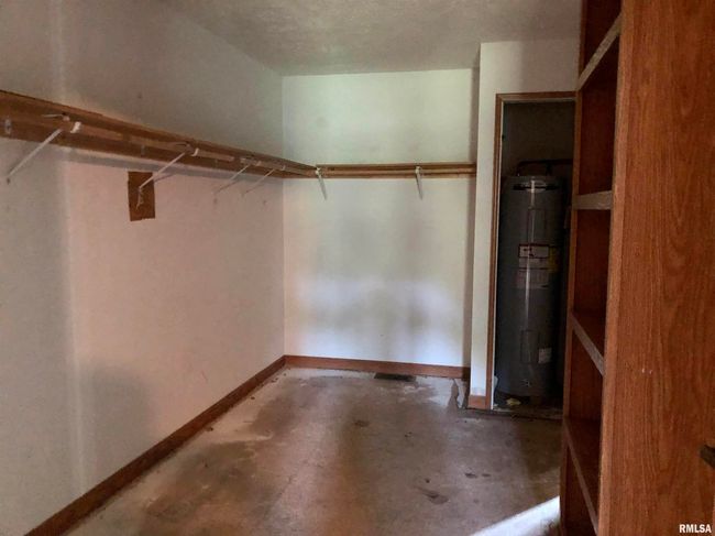 400 W Boundary Rd, House other with 3 bedrooms, 2 bathrooms and null parking in Creal Springs IL | Image 21