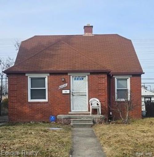 16069 Carlisle St, Detroit, MI, 48205-1407 | Card Image