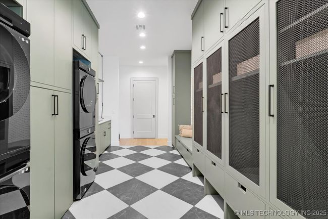 605 E Florence St, House other with 5 bedrooms, 5 bathrooms and null parking in Broken Arrow OK | Image 60