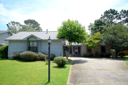 1129 Troon Dr W, Niceville, FL, 32578-4064 | Card Image