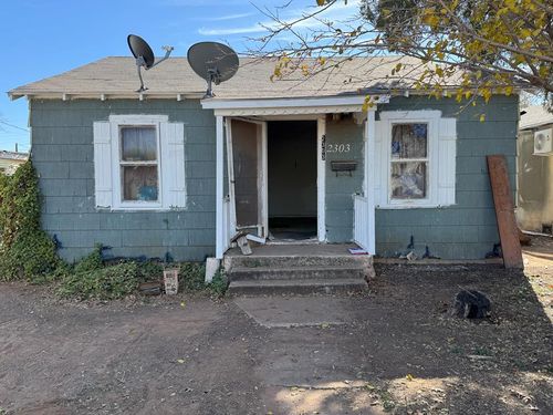 2303 College Ave, Midland, TX, 79701-6834 | Card Image