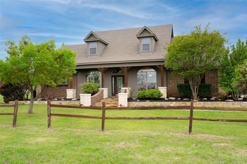 8801 Wagley Robertson Rd, Fort Worth, TX, 76131-4215 | Card Image