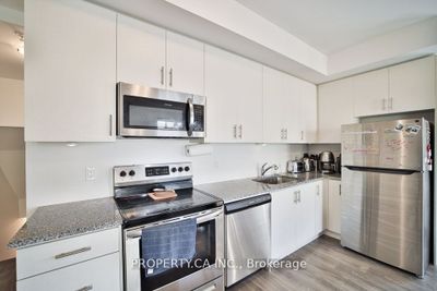 102 - 2635 William Jackson Dr, Condo with 2 bedrooms, 2 bathrooms and 1 parking in Pickering ON | Image 2