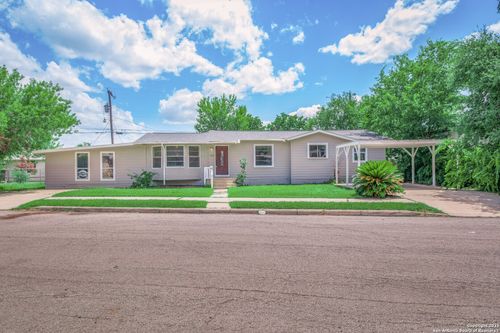 118 Marquette Dr, San Antonio, TX, 78228-5233 | Card Image
