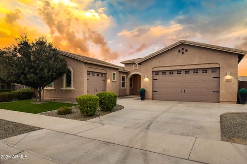21654 E Via De Arboles, Queen Creek, AZ, 85142-5752 | Card Image