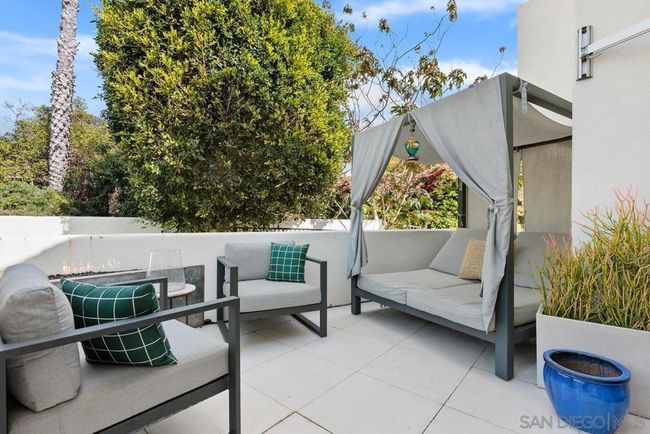 1729 Coast Blvd, Condo with 1 bedrooms, 2 bathrooms and 2 parking in Del Mar CA | Image 14
