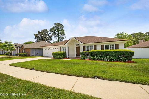 5484 Chambers Way, JACKSONVILLE, FL, 32257-3810 | Card Image