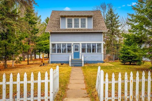 805 W 4th St, Rush City, MN, 55069-2853 | Card Image