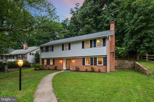 11506 Stonewood Ln, Rockville, MD, 20852-4310 | Card Image