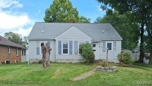 223 Michigan Ave, Alton, IL, 62002-4130 | Card Image
