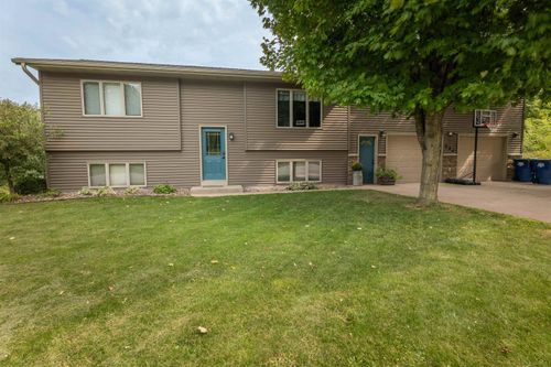 604 Thornapple St, MARATHON, WI, 54448-9384 | Card Image
