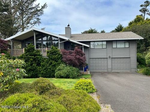 89606 Manion Dr, Warrenton, OR, 97146-7121 | Card Image