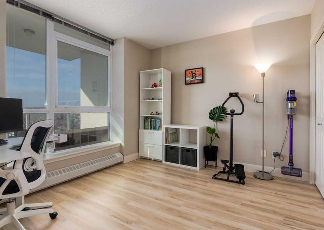 2105 - 77 Spruce Pl Sw, Condo with 2 bedrooms, 2 bathrooms and 1 parking in Calgary AB | Image 20