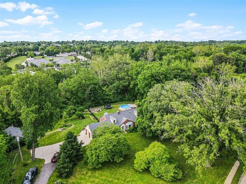 2801 Eldon Ave, Maryland Heights, MO, 63043-1740 | Card Image