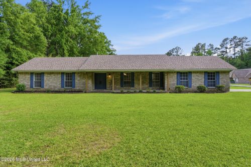 300 Ark Ln, Petal, MS, 39465-3606 | Card Image