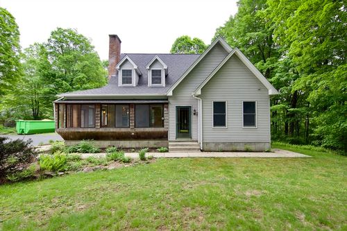 97 Monson Rd, Brimfield, MA, 01010-2117 | Card Image
