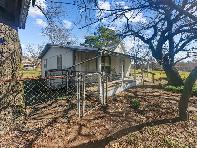 13023 Big Indian Rd, House other with 2 bedrooms, 2 bathrooms and null parking in Callisburg TX | Image 10
