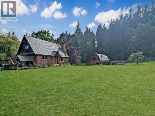 7421 Avis Road, Winlaw, BC, V0G2J0 | Card Image