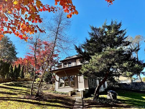 35 Hollowbrook Ct N, Cortlandt Mnr, NY, 10567-1311 | Card Image