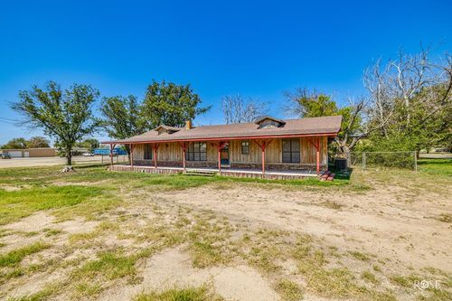 209 N Florida Ave, Big Lake, TX, 76932-5615 | Card Image