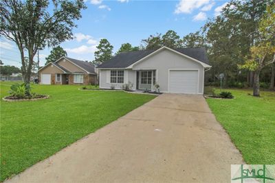 862 Ridgewood Way, House other with 3 bedrooms, 2 bathrooms and null parking in Hinesville GA | Image 2