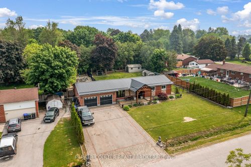 8 Park Rd, Bradford West Gwillimbury, ON, L0G1W0 | Card Image